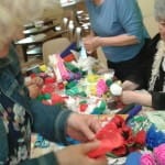 Warsztaty artystyczne - Cuda z bibułki (20.05.2016r)